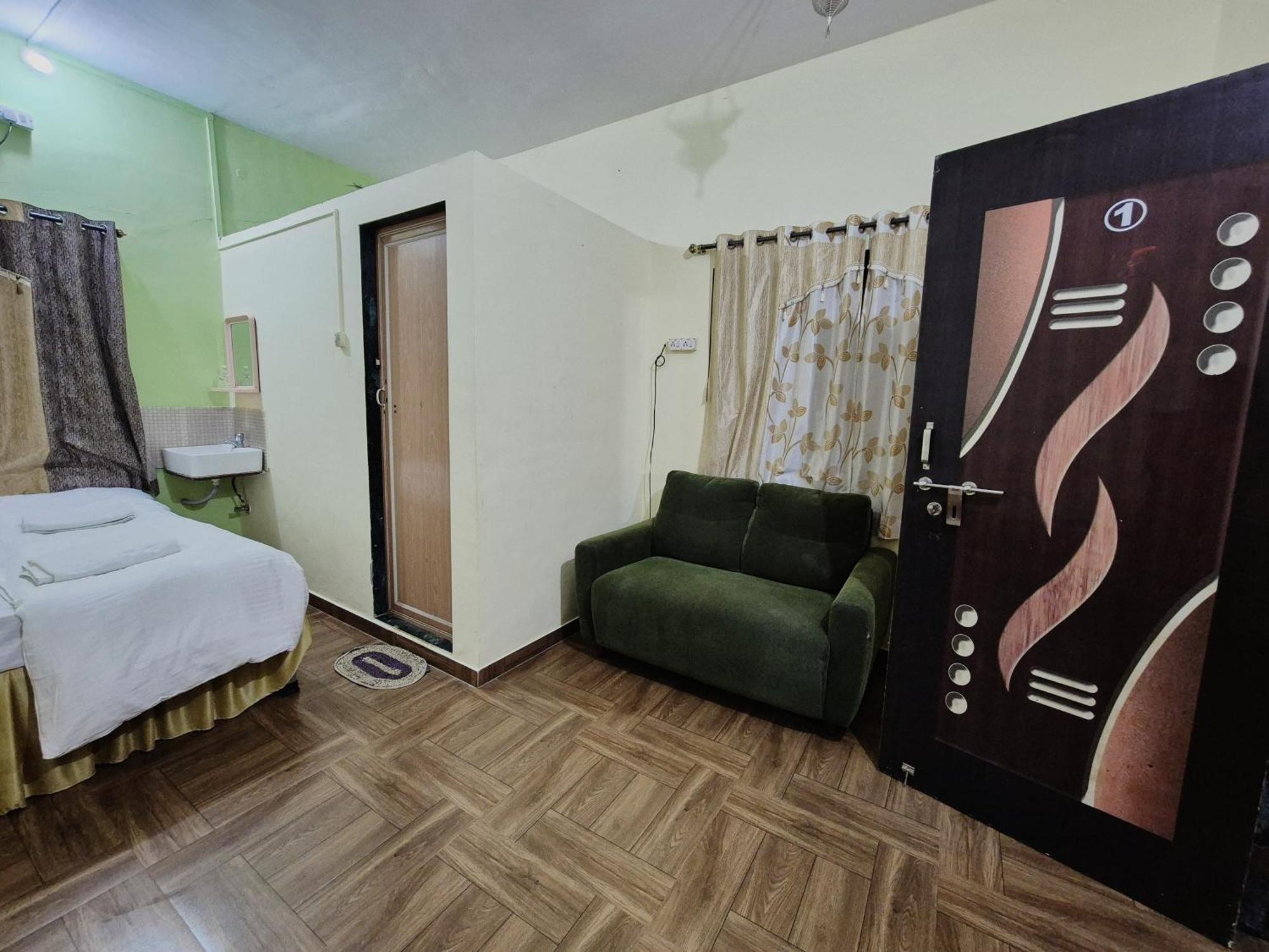 Humming Bird Beach Resorts Alibag Dış mekan fotoğraf